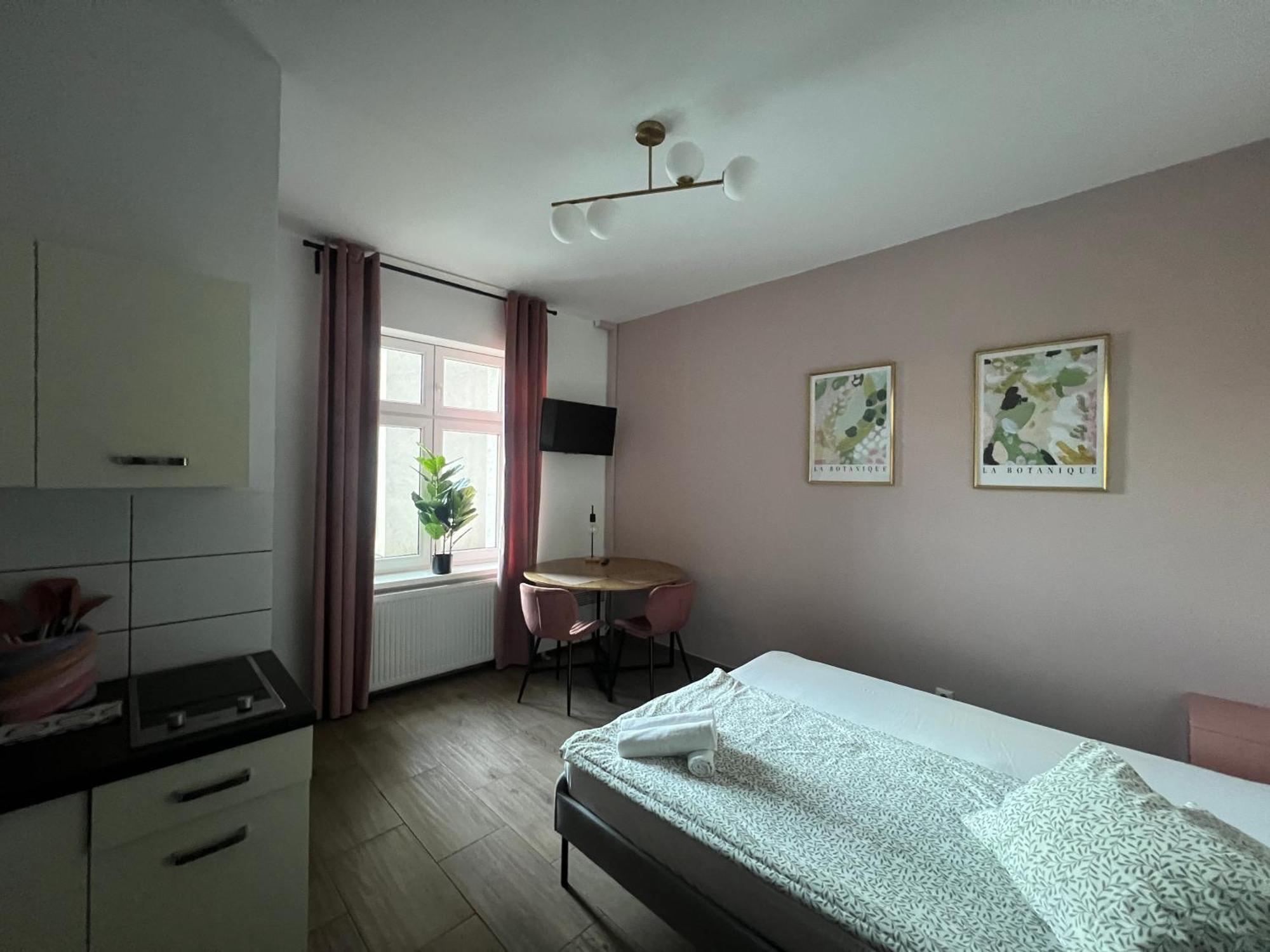 Nalu Apartment No 6 Katowice Bagian luar foto